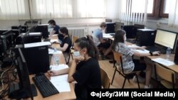 Македонскиот тим на Европската јуниорска олимпијада во информатика 2020