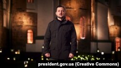  Președintele Ucrainei, Volodymyr Zelenskyy, în timpul urării de Crăciun 2024.