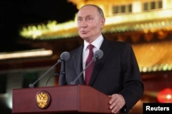 Lider Kremlja Vladimir Putin govori tokom konferencije za novinare 3. septembra tokom svoje posjete Kini, bliskom savezniku Rusije.