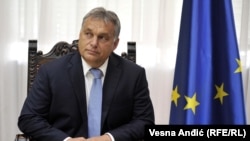 Mađarski premijer je otvoreno dao podršku Vučiću u predizbornoj utakmici