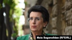 ნინო ბურჯანაძე