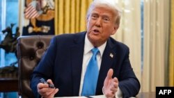 Президентът на САЩ Доналд Тръмп говори пред пресата след подписването на указ за оттегляне на страната му от редица органи на ООН, Вашингтон, 4 февруари 2025 г. 