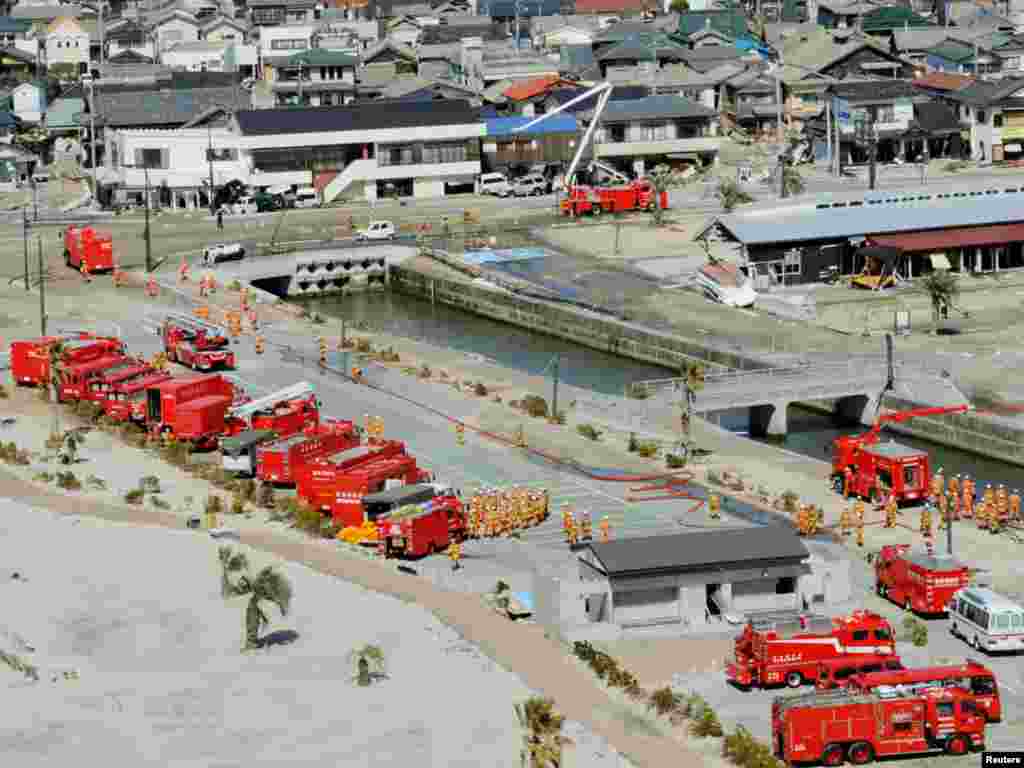 Vatrogasna kola spremna za Fukušimu, 18.03.2011. Foto: Reuters / Kyodo 