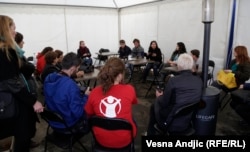 Razgovor sa aktivistima u Miksalištu