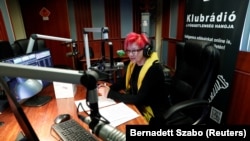Folyik a munka a rádióban 2021. február 9-én.