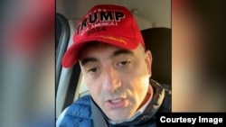 რუმინეთის პრეზიდენტობის კანდიდატი ჯორჯე სიმიონი.