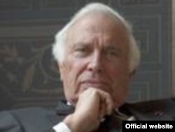 Ioan Holender în vremea directoratului la Opera din Viena (Foto 2010)