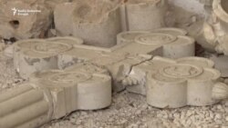 Država i SPC se dopisuju, dvorsko groblje na Cetinju propada