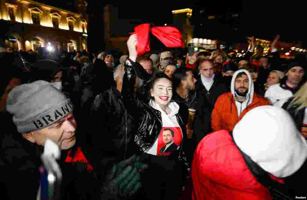 Slavlje pristalica Samoopredeljenja u Prištini