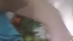 Жительница Ирана покидает Тегеран во время атак Израиля.mp4