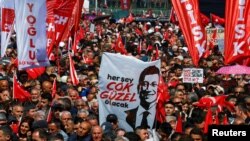 Protesti i Istanbulu zbog hapšenja gradonačelnika Ekrema Imamoglua, 29. mart 2025. 