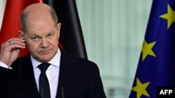 Cancelarul german Olaf Scholz a avut o discuție cu președintele ucrainean Volodimir Zelenski. 