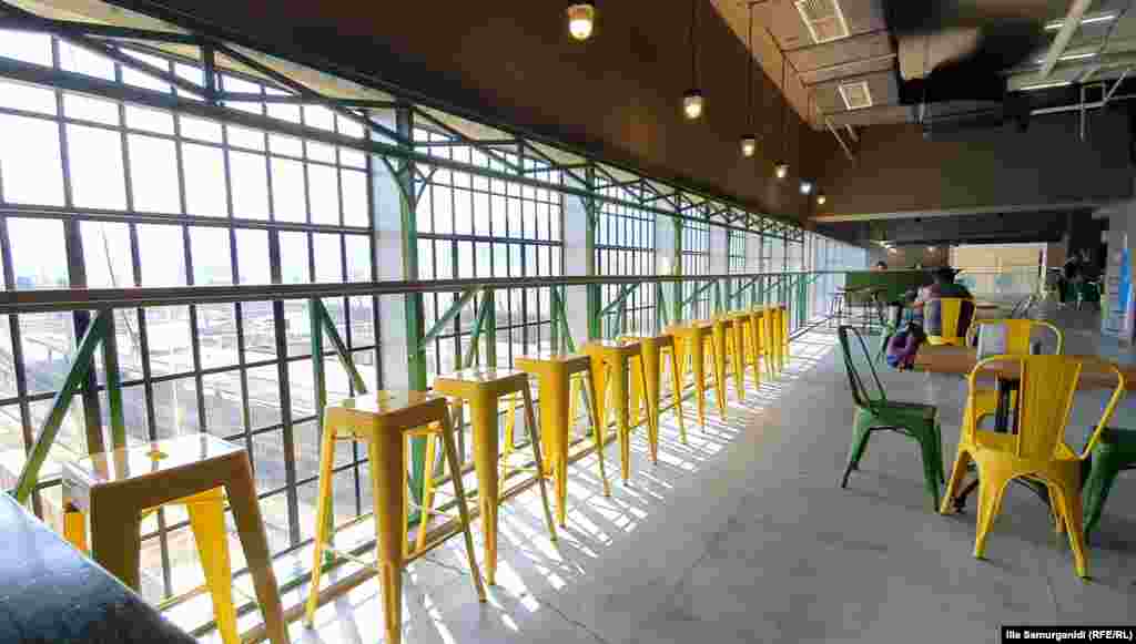 კაფე &quot;თბილისი ცენტრალში&quot;