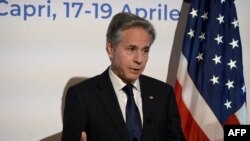 Američki državni sekretar Entoni Blinken na konferenciji za medije nakon sastanka G7 na Kapriju, 19. april 2024.
