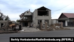 Наслідки обстрілів приватної житлової забудови на Олександрівському напрямку