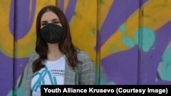 Нина Јовановска, Младински сојуз - Крушево