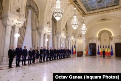 Церемонията по полагане на клетва от Илие Боложан в двореца Котрочени, Букурещ, 23 юни 2025 г.