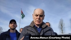 ასლან ბჟანია