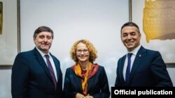 Метју Палмер, Радмила Шекеринска и Никола Димитров