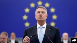 Președintele Klaus Iohannis a spus, în 2022, că legile securității au fost făcute de „specialiști”, fără să-i numească.