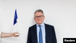 Никола Шмит, европейски комисар за работните места и социалните права 