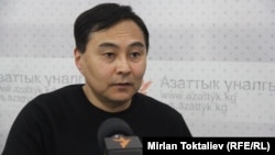 Жаныбек Адышев.