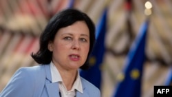 Вера Йоурова