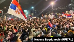 Do objave Tužilaštva dolazi nakon što su hiljade građana na drušvenim mrežama objavile svedočenja - da su na protestu 15. marta bili izloženi jakim zvukovima i vibracijama u jednom delu centra Beograda.