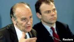 Alija Izetbegović i Muhamed Šaćirbej, 1995.