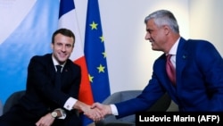 Predsednik Kosova Hašim Tači sa predsednikom Francuske Emanuelom Makronom u Parizu, 12. novembra