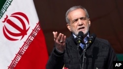 Иранскиот претседател Масуд Пезешкијан