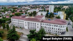 დე ფაქტო სამხრეთ ოსეთის პარლამენტის შენობა