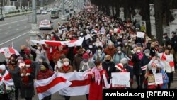 Nyugdíjasok tüntetése Minszkben 2020. november 2-án.