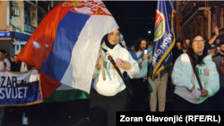 Pritja për studentët protestues që ecën nga Novi Pazari për në Beograd më 28 tetor 2025.