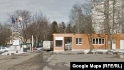 Входът на русенското оръжейно предприятие "Дунарит" (архивна снимка)