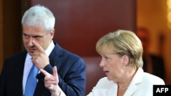 Nemački kancelar Angela Merkel i predsednik Srbije Boris Tadić u Beogradu, 23. avgusta 2011
