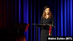 A „Szellemi Honvédő" díjak átadásán mond beszédet Varga Judit igazságügyi miniszter az Uránia moziban 2021. június 11-én