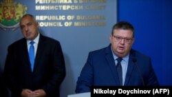 Премиерът Бойко Борисов и главният прокурор Сотир Цацаров на една от многото им общи пресконференции.