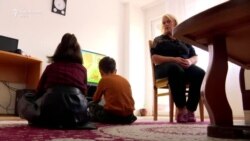 Gruaja që iu bë nënë 15 fëmijëve