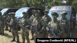 Primopredaja ruskih oklopnih vozila BRDM-2 u Nišu 