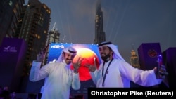 Radost u Ujedinjenim Arapskim Emiratima zbog ulaska sonde "Nada" u Marsovu orbitu, Dubai, 9. februar 2021. 