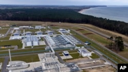 Cijevi na kopnenim objektima plinovoda Severni tok 2 u Lubminu, sjeverna Njemačka, 15. februara 2022. 