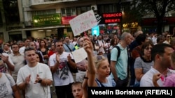 Кадър от демонстрацията в подкрепа на кмета на Варна Благомир Коцев. В петък съдът отказа да освободи Коцев от ареста, където той стои от два месеца. 12 септември 2025 г.