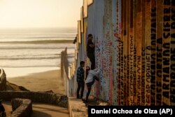 Naredba o vanrednom stanju omogućila bi Trumpu sakupljanje dodatnih 6,7 milijardi dolara za zid