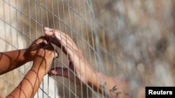 Архивска фотографија - Мигранти на грчкиот остров Лезбос