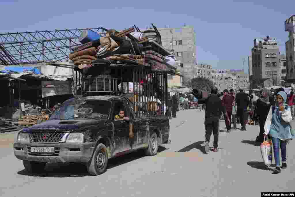 Evakuimi i palestinezëve nga Han Junisi, më 19 maj.