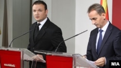 Прес-конференција на портпалорот на Влада Александар Ѓорѓиев и министерот за животна средина Абдулаким Адеми.