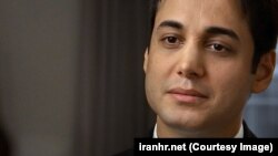 Jurnalistul și activistul civil iranian Kianoosh Sanjari 