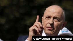 Mircea Geoană ar fi pierdut din susținerea pe care o avea la începutul campaniei electorale.