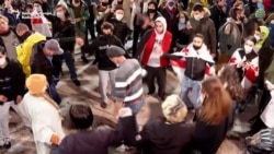 Opoziția continuă să protesteze în Georgia